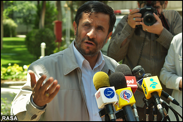دكتر احمدي نژاد