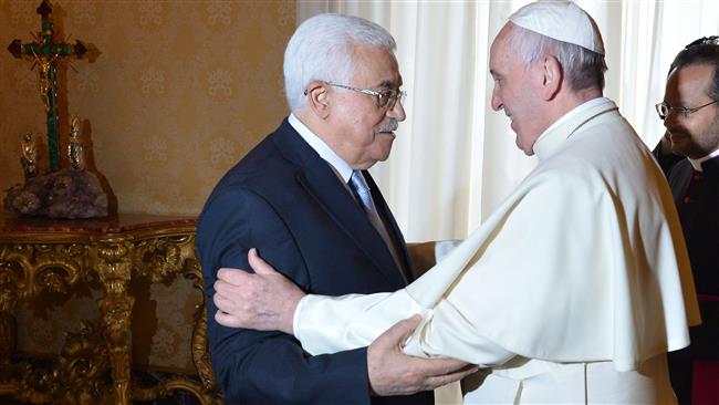 Pope meets Abbas