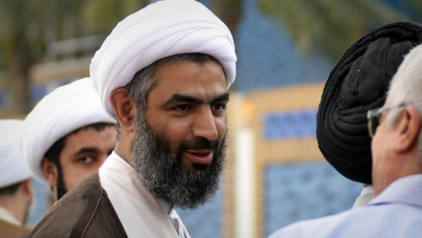شیخ محمد المنسی امام جماعت مسجد الزهراء منامه بحرین 