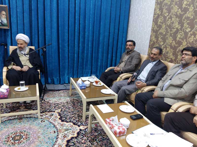 علي خانزاده در جلسه شوراي فرهنگ عمومي كاشان 