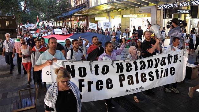 Pro-Palestinian protesters demonstrate against the visit to Australia by Israeli Prime Minister Benjamin Netanyahu in Sydney on February 23, 2017. (Photo by AFP)
