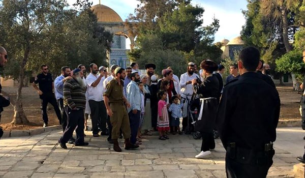 Israeli Settlers in Mosque