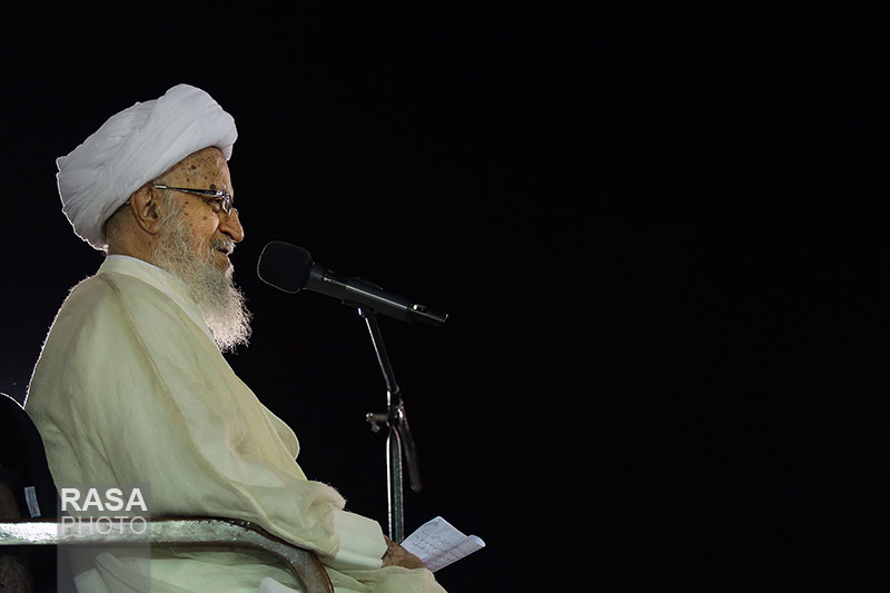 Ayatollah Makarem Shirazi delivers speech in Imam Ridha holy shrine