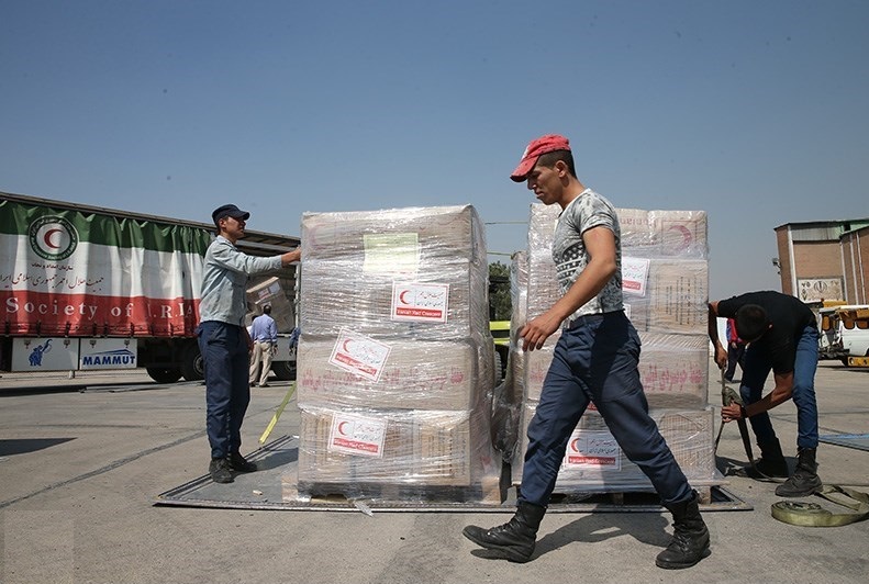 Iran’s Red Crescent aid Supplies 