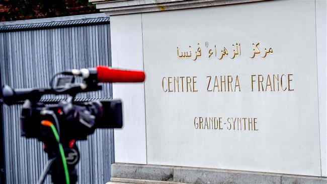 A picture taken in Grande Synthe near Dunkirk in northern France early on October 2, 2018 shows a camera at the entrance of the "Centre Zahra France" Shia organization during a police raid. (Photo by AFP)

