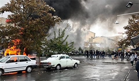 Tens of chain stores destroyed, plundered by rioters in Iran