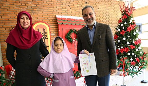 Iran’s Education Minister Celebrates New Year with Christian Students