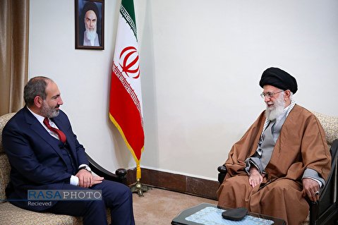 Ayatollah Khamenei, Supreme Leader of Islamic Republic of Iran, Met with Nikol Pashinyan Armenian PM