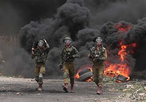 Israeli Soldiers Clash with Palestinian Protesters