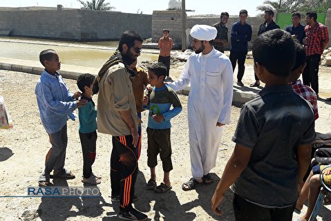 Clerics hold cultural and entertainment programs for children in flood-hit areas