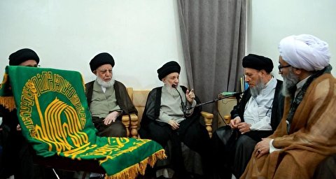 Members of Astan Quds Razavi visited Ayatollah Hakim