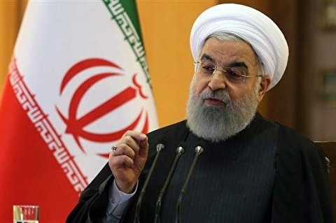 Talks with US meaningless while sanctions still in place, Rouhani tells Macron