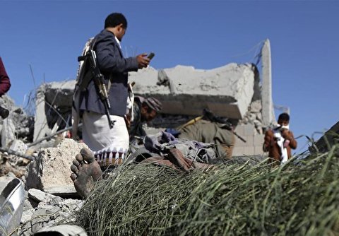 At Least 100 Killed in Saudi-Led Airstrikes in Yemen