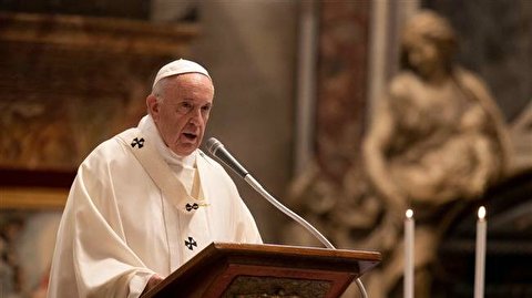 Pope urges removal of international sanctions against countries amid pandemic