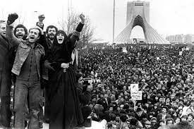 «لبیک به هوای نفس» بزرگ ترین عامل ریزش های انقلاب اسلامی