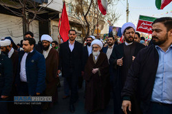 آیت الله نوری همدانی: راهپیمایی ۲۲ بهمن نشانه اتحاد مردم برای حفظ انقلاب است