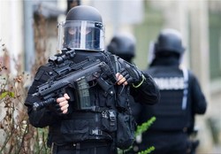 برخورد خشن پلیس فرانسه با شرکت‌کنندگان در تظاهرات مسالمت‌آمیز