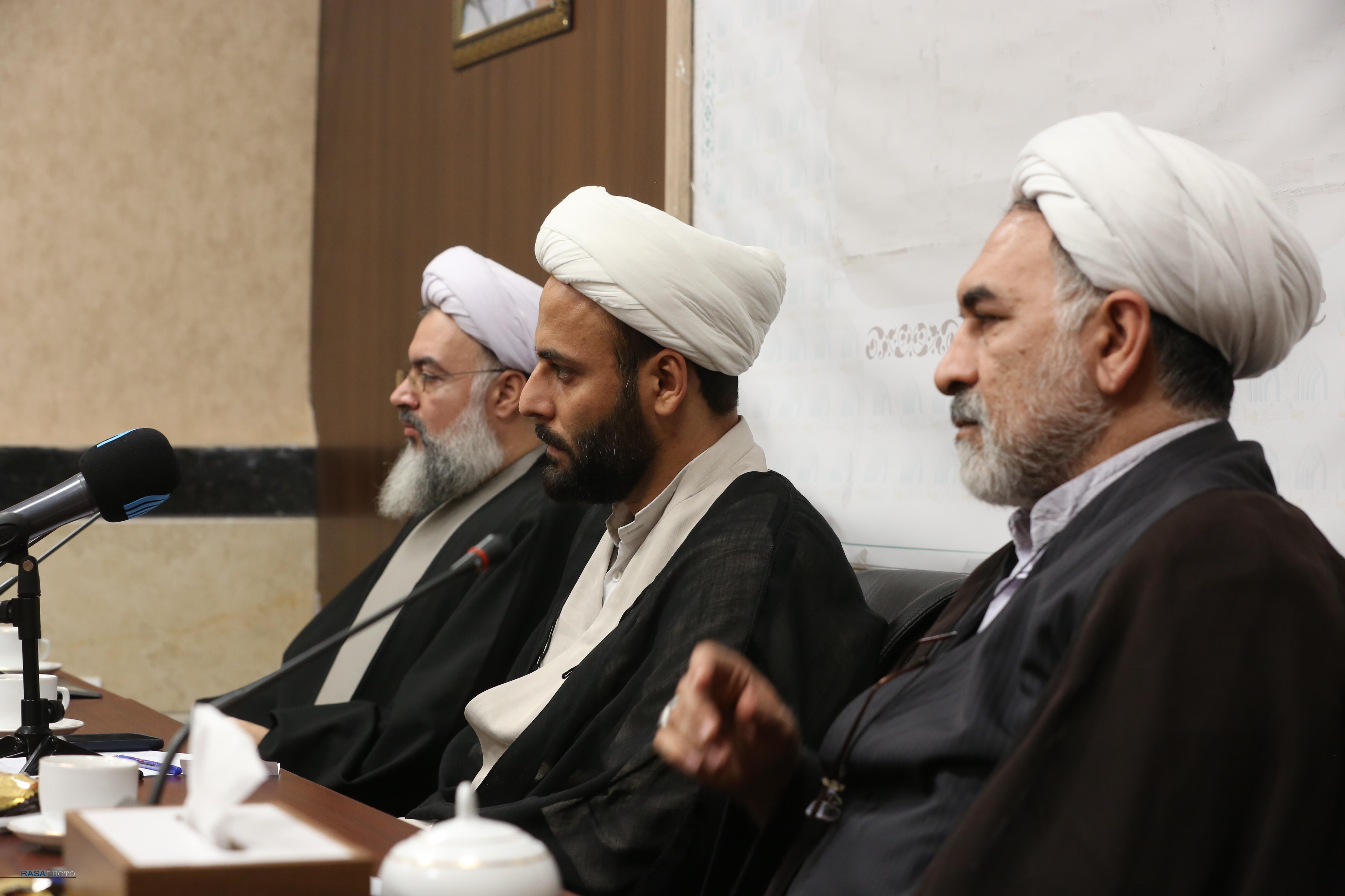 جامعه ایران هیچگاه بی دین نمی شود/ سنجش دینداری در ایران، نیاز به پژوهش عمیق دارد