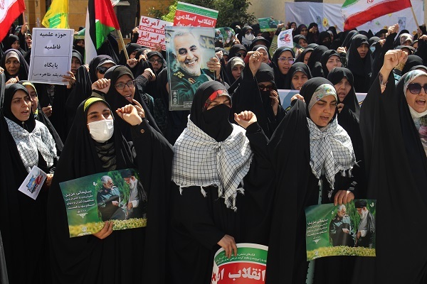 تجمع طلاب حوزه علمیه خواهران فارس در حمایت از مردم مظلوم فلسطین