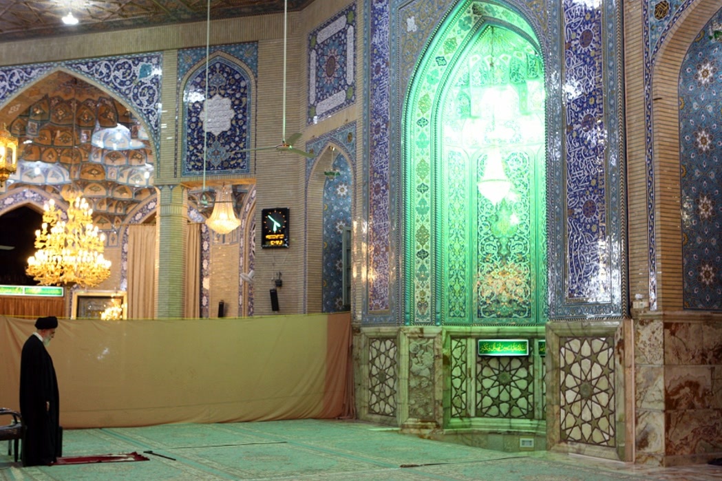 مسجد جمکران ۱۰۷۲ ساله شد + عکس و فیلم