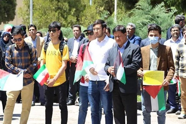 تجمع حمایت از خیزش دانشجویان آمریکا در کرمان