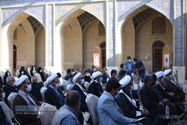 محفل انس با قرآن کریم در مسجد تاریخی نصیر الملک شیراز