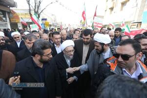 حضور رئیس مجمع تشخیص مصلحت نظام در راهپیمایی ۲۲ بهمن
