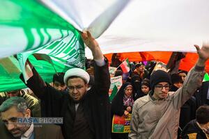 حضور باشکوه مردم قم در راهپیمایی یوم الله 22 بهمن