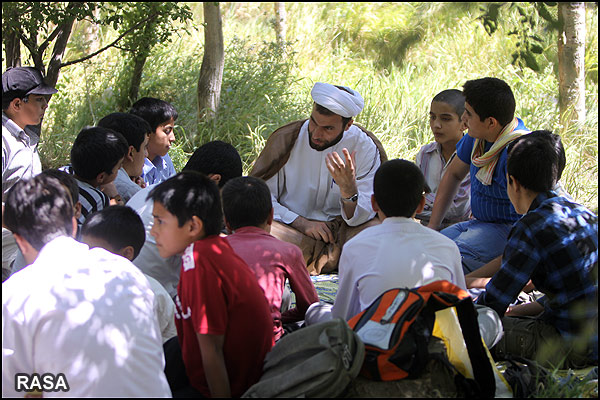 اردوی رشد در حوزه علمیه خراسان برگزار می‌شود