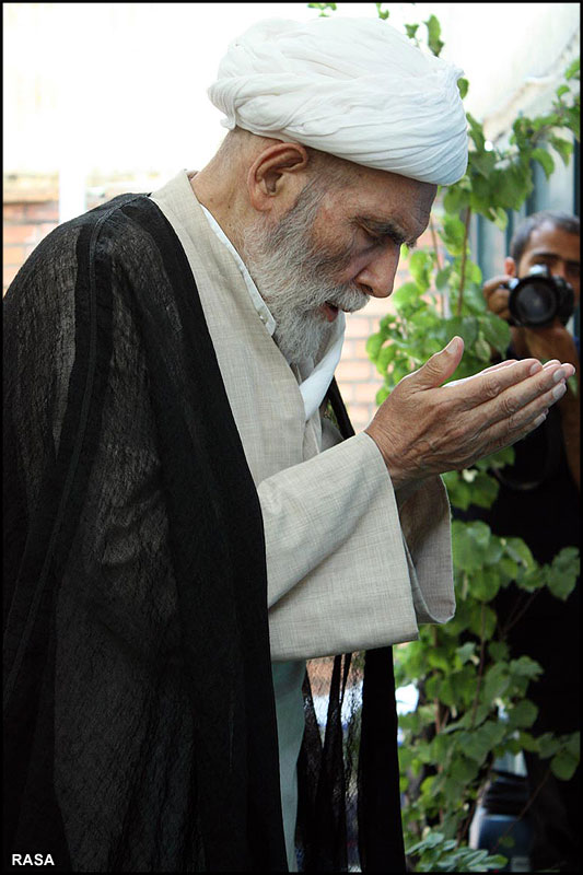 جشن ميلاد حضرت مهدي در دفتر آيت الله تهراني