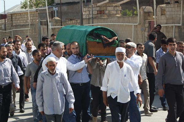 حجت الاسلام فضولي نوروز اف، روحاني مبارز حجاب در باکو