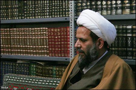 حجت‌الاسلام حسن غروي مدير مدرسه علميه آيت‌الله گلپايگاني گلپايگان