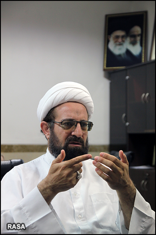 دکتر غلامحسين محرمي ، کارشناس تاريخ تشيع