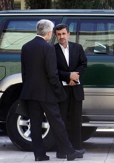 حضور احمدي نژاد و جليلي در جلسه مجمع
