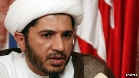 Bahraini Regime Troops Arrest Wefaq SG Sheikh Ali Salman