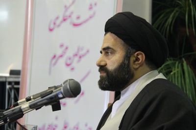 حجت‌الاسلام سيدمهدي حسيني معاون آموزش حوزه‌هاي علميه خواهران کشور