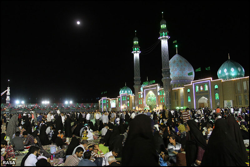 شب نيمه شعبان در مسجد مقدس جمکران
