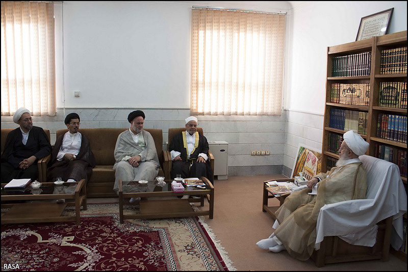 Ayatollah Makarem-Shirazi with al-Azhar scholar, Dr Karimah