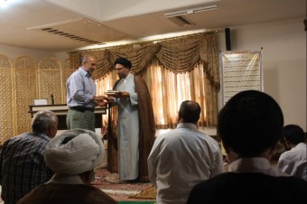 تجليل از برترين‌هاي مسابقه پيامکي نماز در تبليغات اسلامي قم