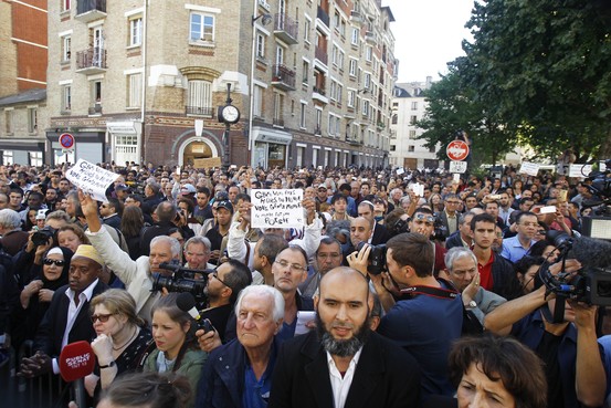 French Muslim Demonstrate