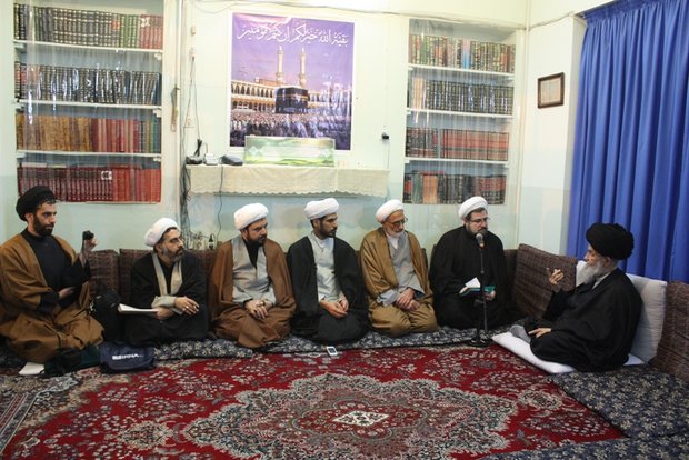 Ayatollah Alavi-Gorgani with Prayer Summit members