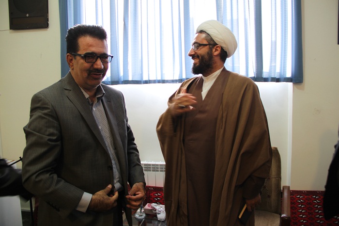 حجت الاسلام محمد حسن باريک بين با آراسته مديرکل ثبت احوال قزوين
