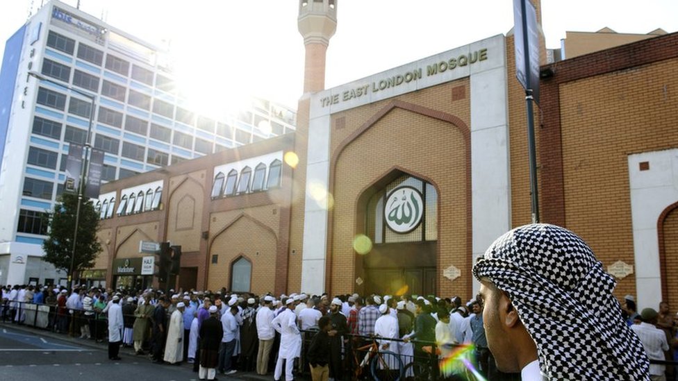 Front door of the East London Mosque