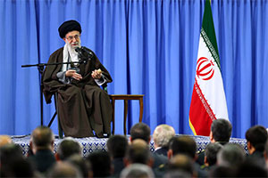 Ayatollah Khamenei speaks to police commanders