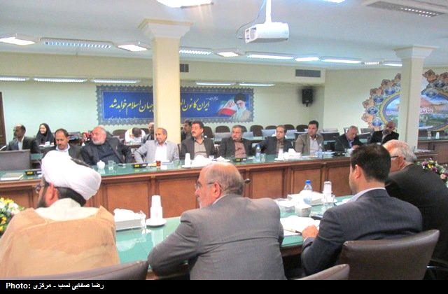 ستاد بزرگداشت ارتحال بنيانگذار جمهوري اسلامي ايران در استانداري مرکزي