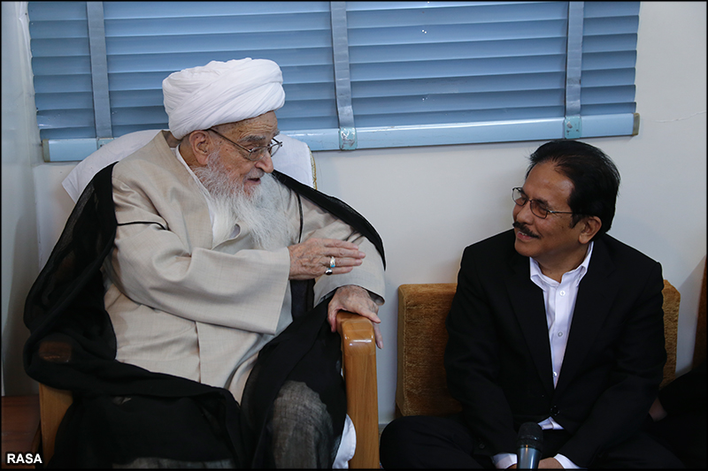 Ayatollah Safi-Golpaygani & Dr Sufyan Jalil