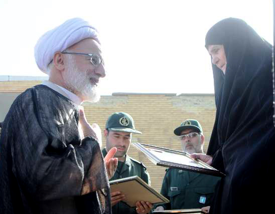 مراسم صبحگاه مشترک نيروهاي مسلح استان مرکزي که در پادگان امام علي(ع) اراک