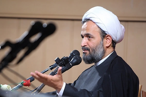 پذیرش مالکیت خدا انسان را از غیرخدا بینیاز میکند