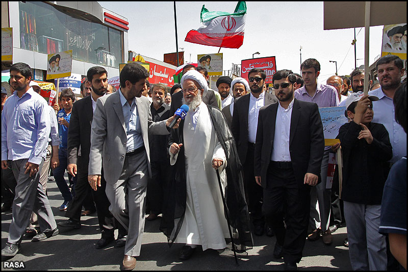 Ayatollah Makarem-Shirazi at al-Quds Day rally in Qom