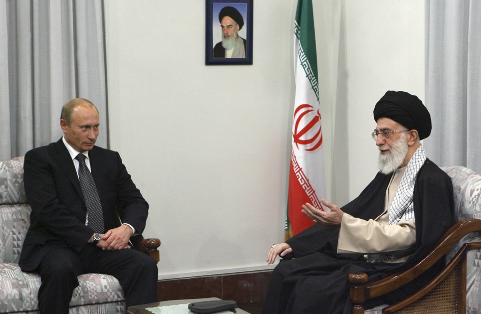 Putin meets Khamenei